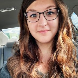 Meet your Posher, Sara